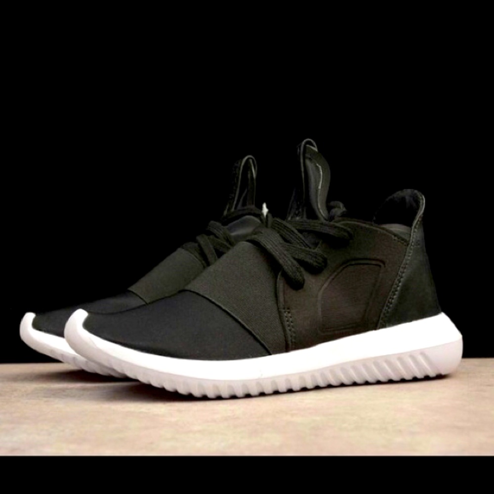 adidas tubular shoes